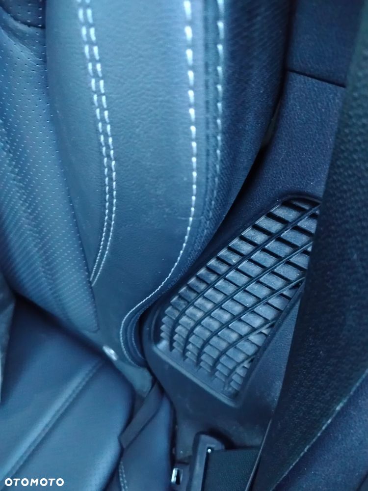 Subaru Forester 2.0i-L Special Edition (EyeSight) Lineartronic - 23