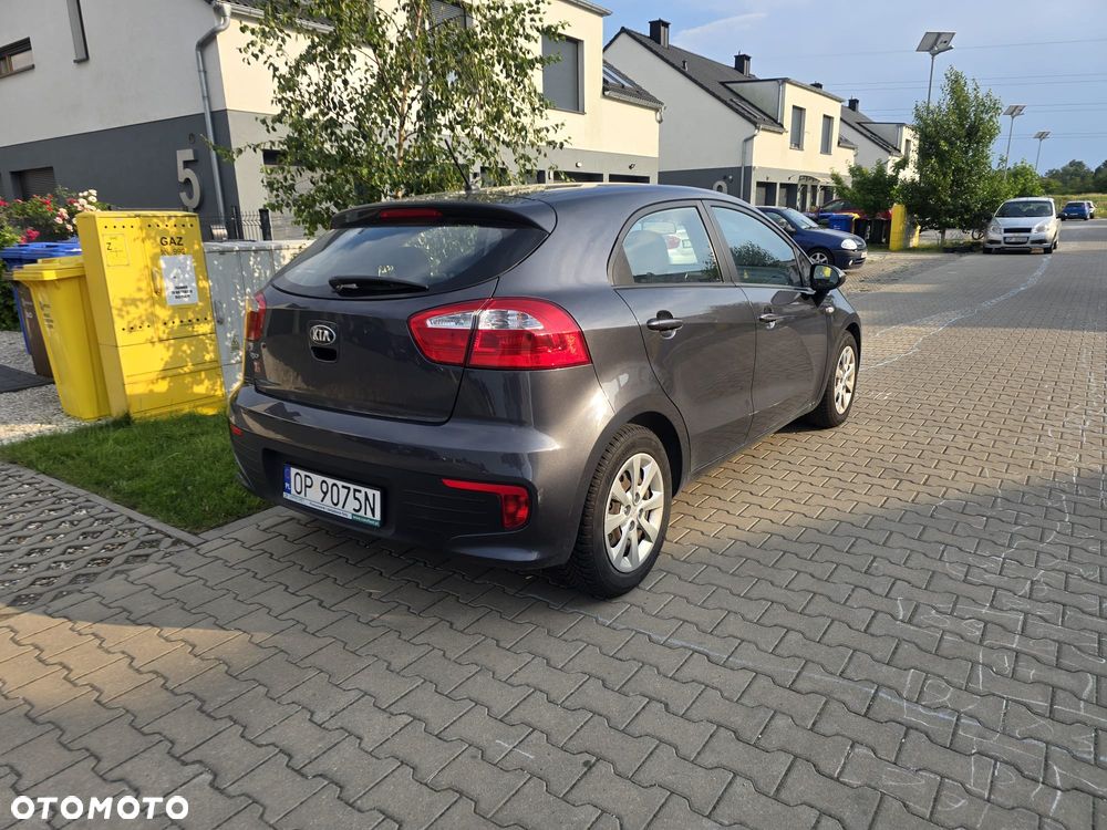 Kia Rio 1.2 M - 4