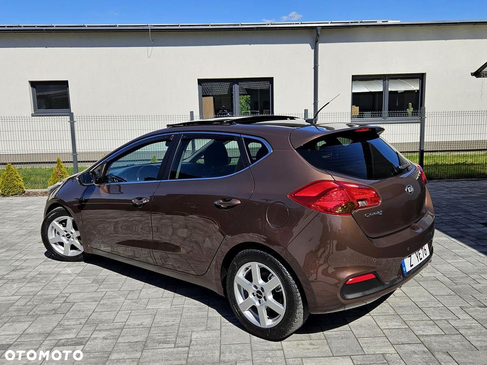 Kia Ceed 1.6 GDI DCT Platinum Edition - 6