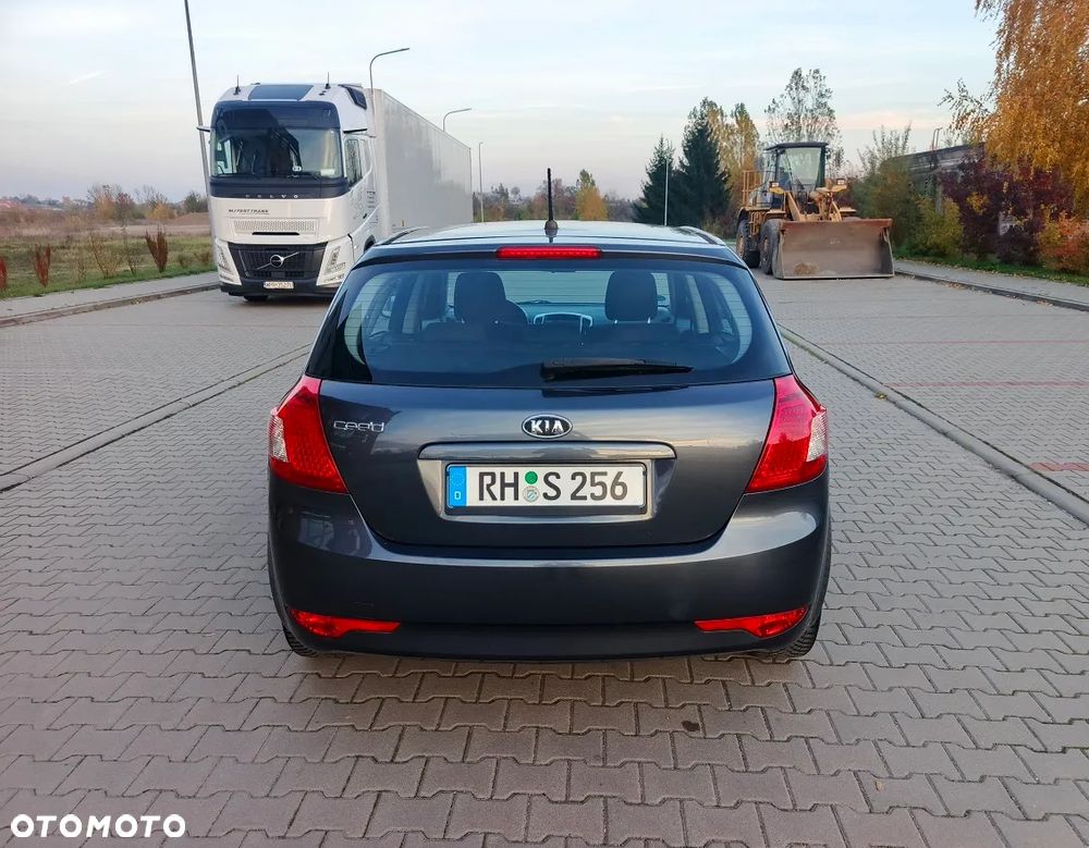 Kia Ceed 1.4 CVVT EX - 10