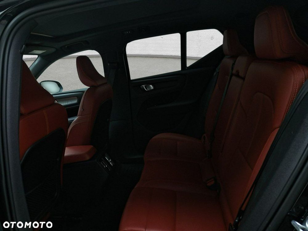 Volvo XC 40 D3 AWD Inscription - 12