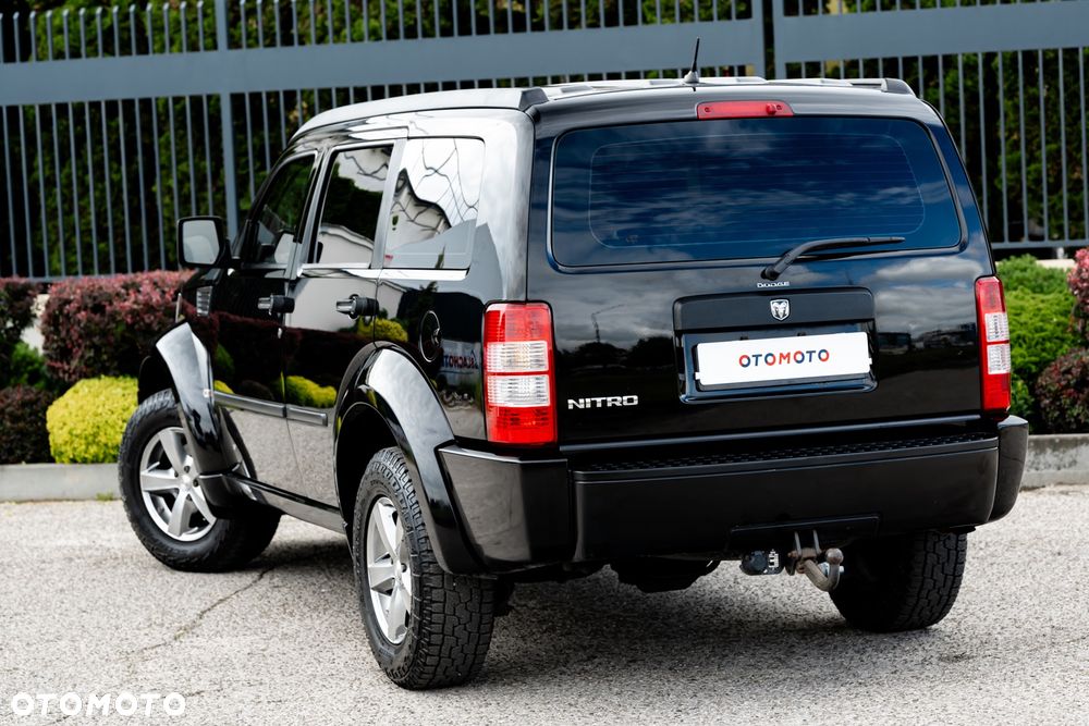Dodge Nitro 3.7 V6 SLT - 12