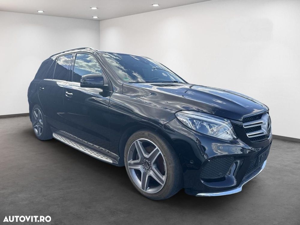 Mercedes-Benz GLE 350 d 4Matic 9G-TRONIC AMG Line - 2