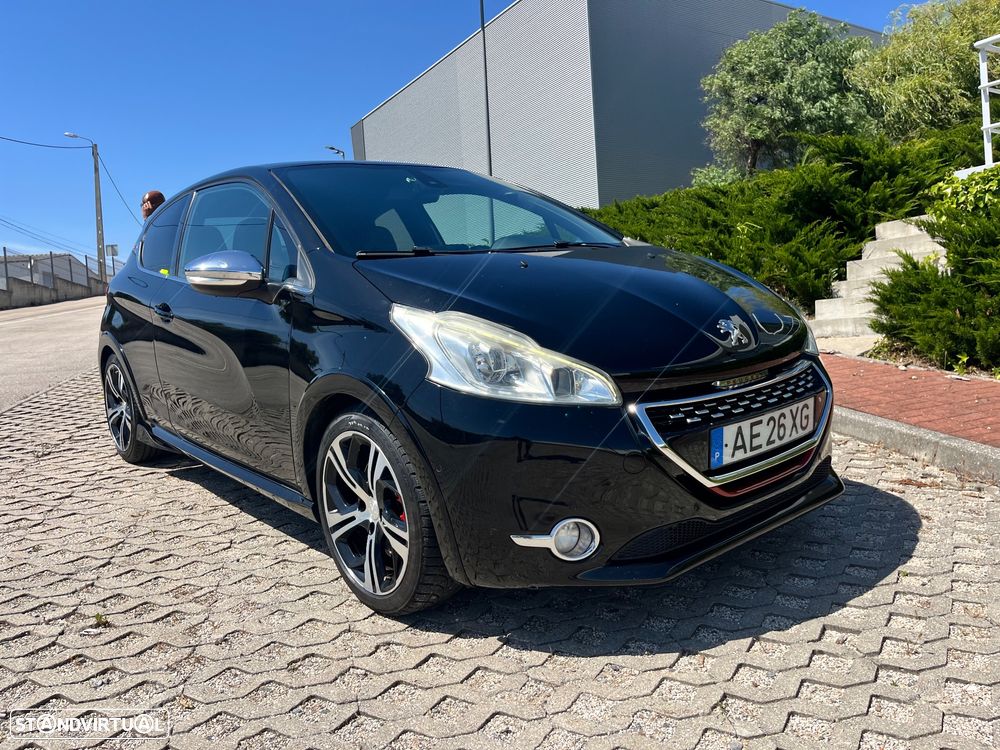 Peugeot 208 GTI 200 THP - 19