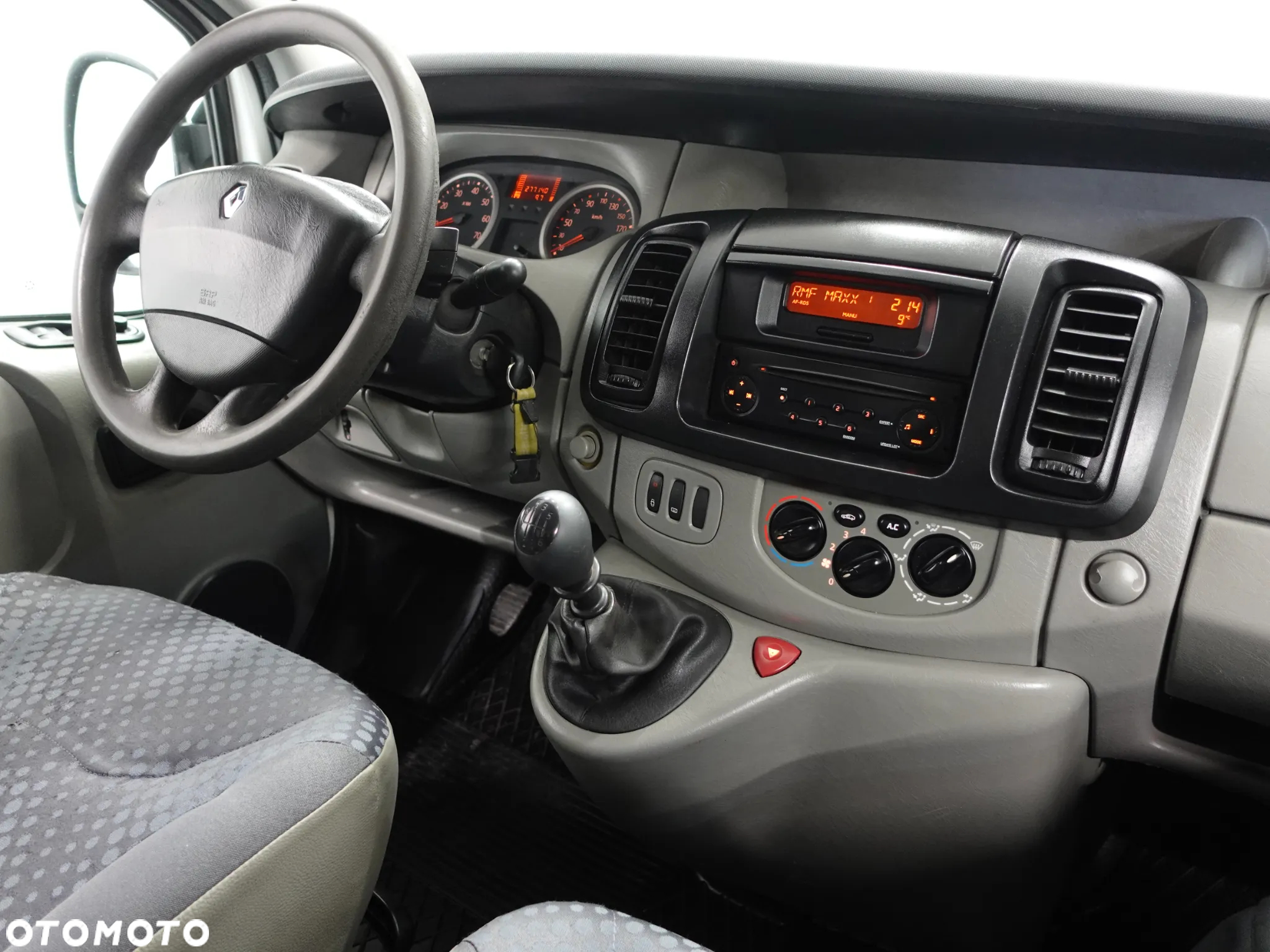 Renault Trafic - L1H1 - 27