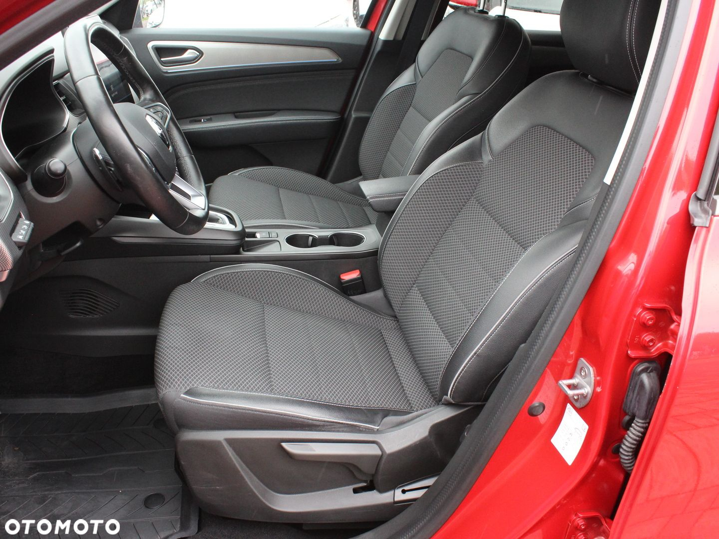 Renault Arkana 1.3 TCe mHEV Intens EDC - 8