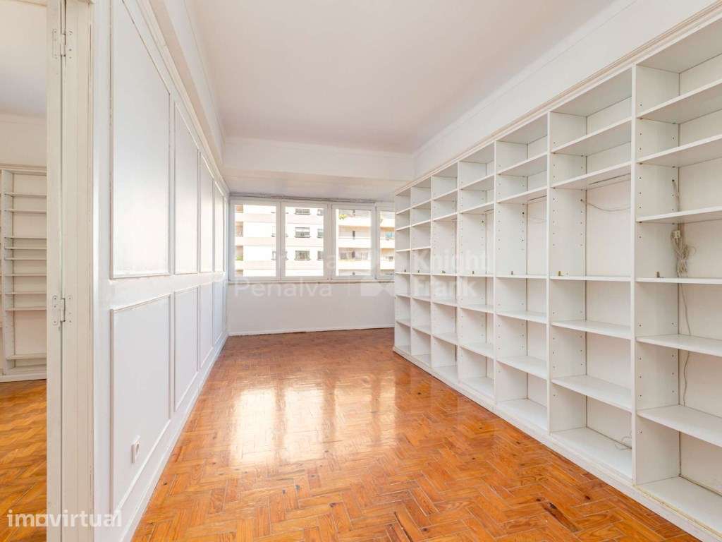 Apartamento T2 para arrendamento sem móveis no Restelo, Lisboa - Grande imagem: 5/24