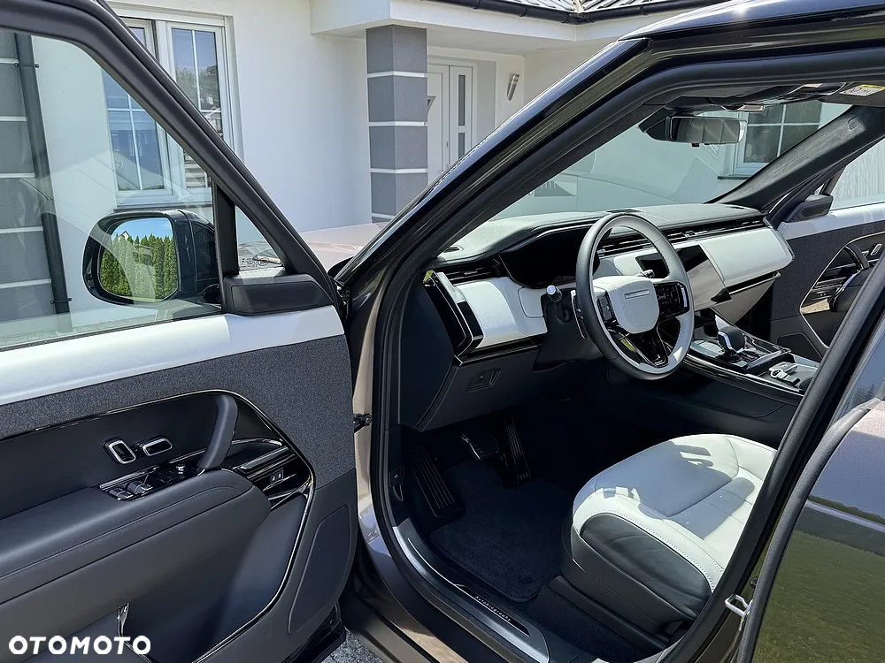 Land Rover Range Rover Sport - 26