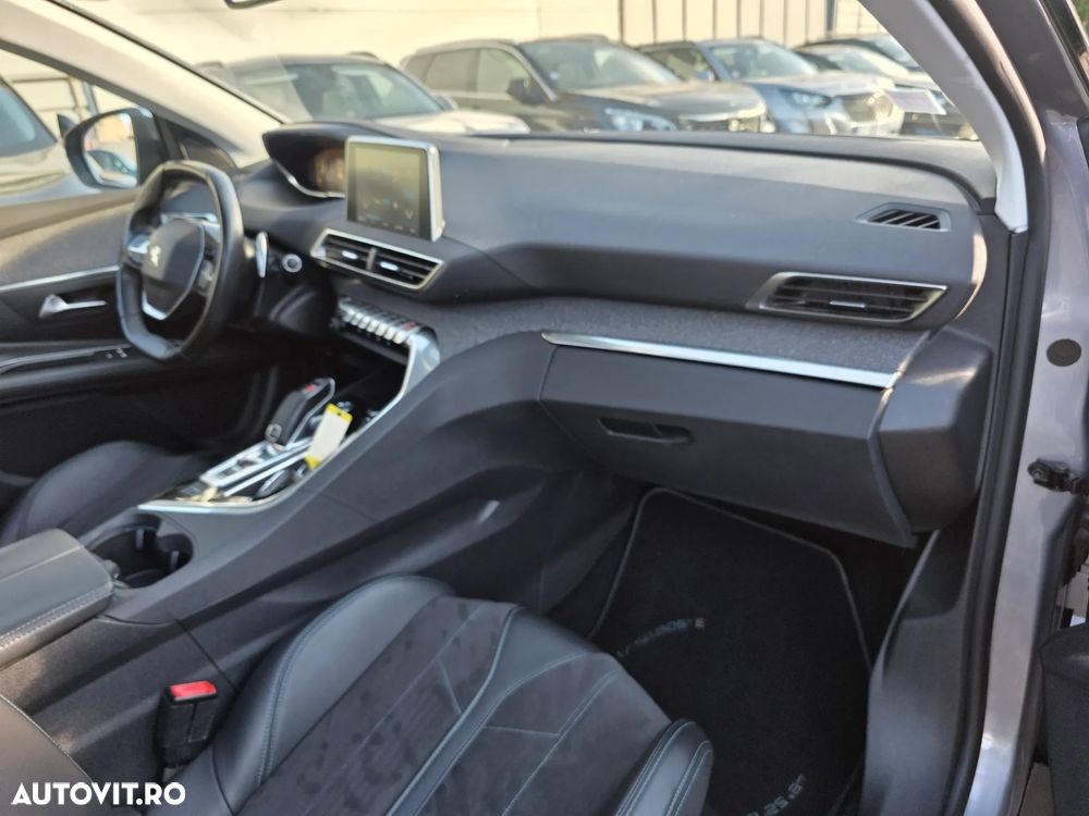 Peugeot 3008 THP 165 EAT6 Stop & Start Crossway - 17