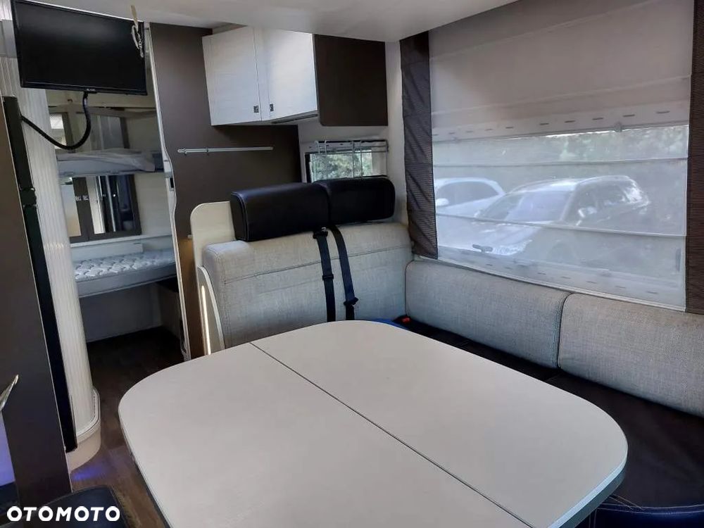 Ford ROLLER TEAM Kronos 5-Osobowy - 18