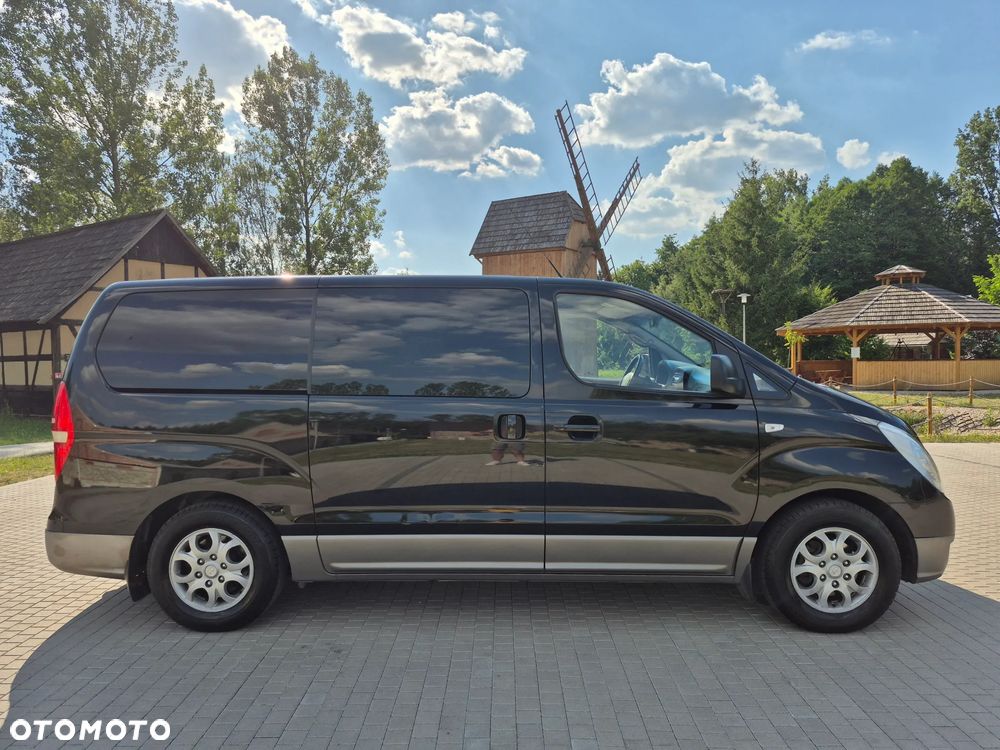 Hyundai H-1 2.5 CRDi Comfort - 32