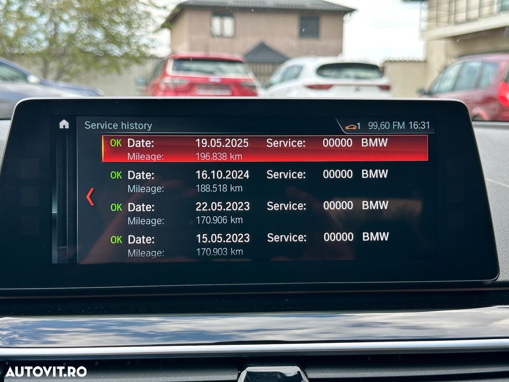 BMW Seria 5 520d Aut. - 25