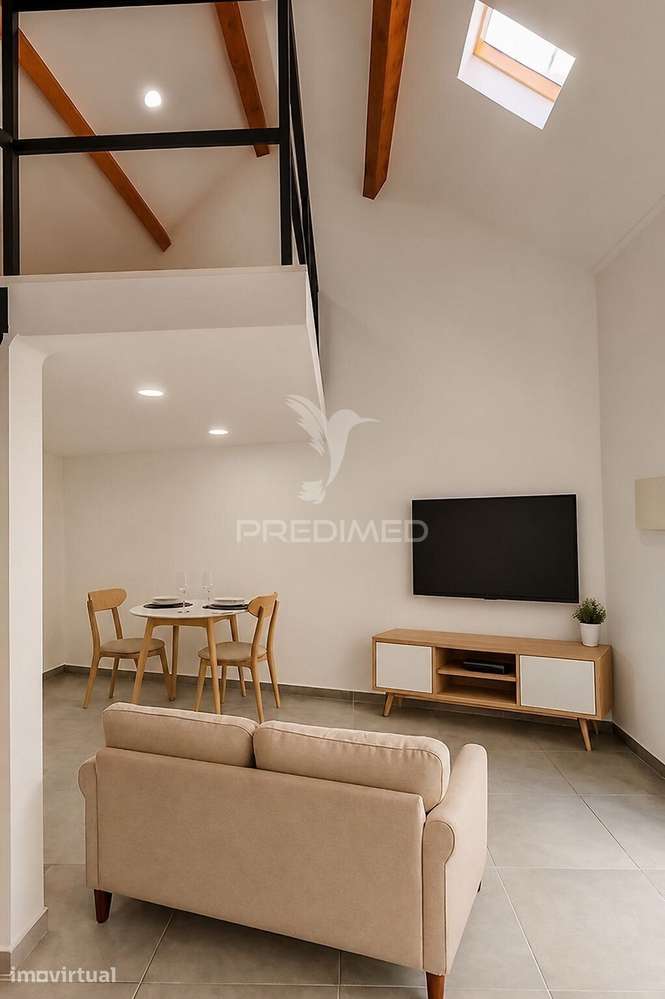 Moradia T0 com Mezanine Totalmente Renovada - Cartaxo - Grande imagem: 2/20