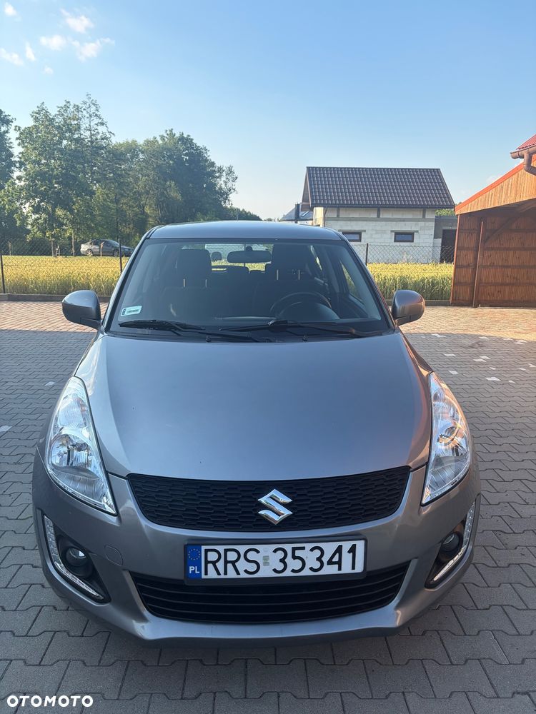 Suzuki Swift - 1
