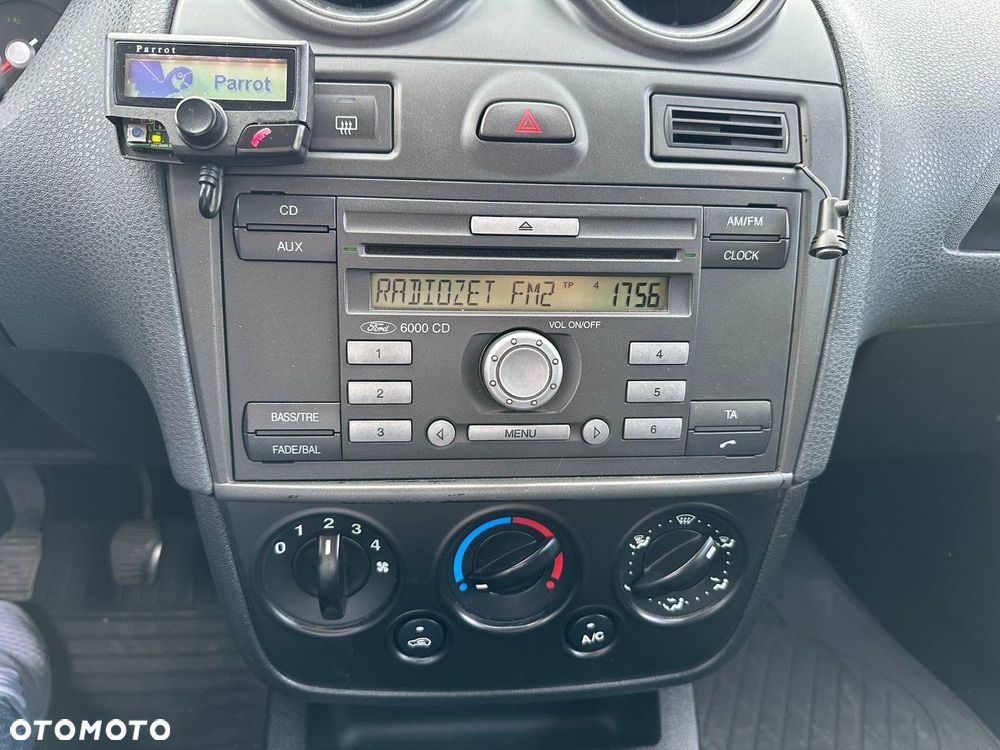 Ford Fiesta 1.4 TDCI - 15