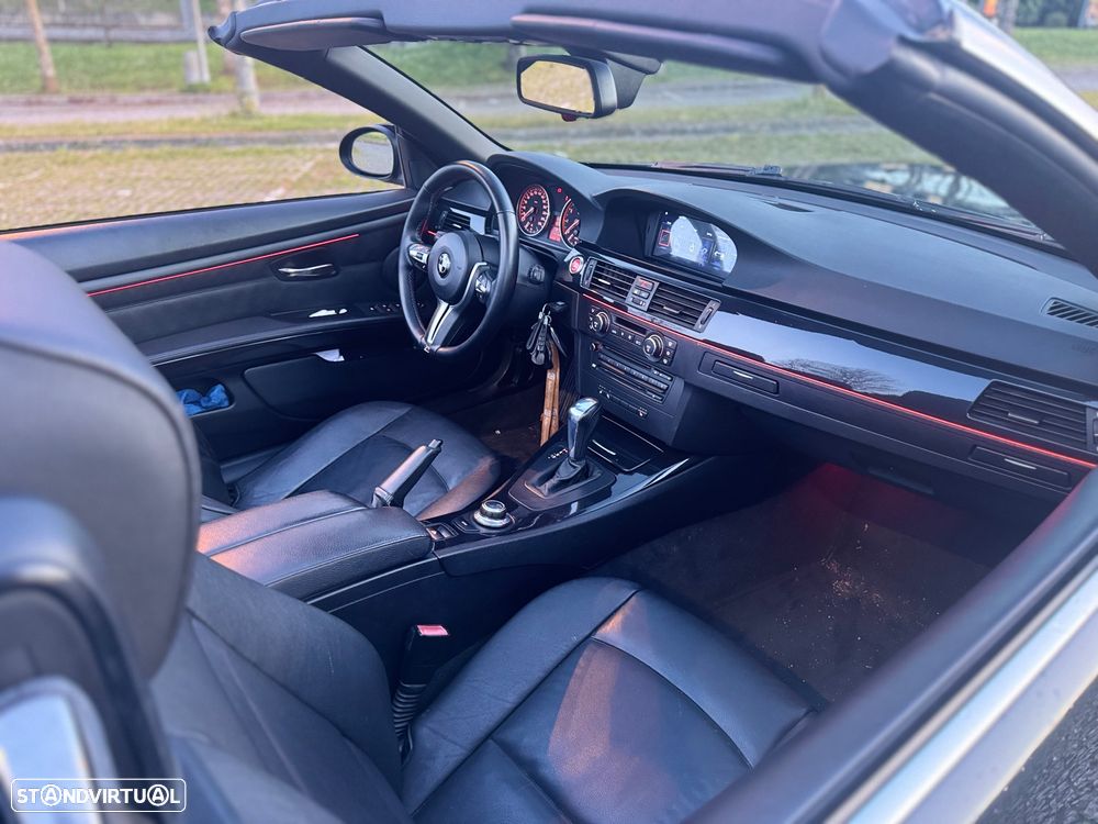 BMW 320 i Cabrio Auto - 3