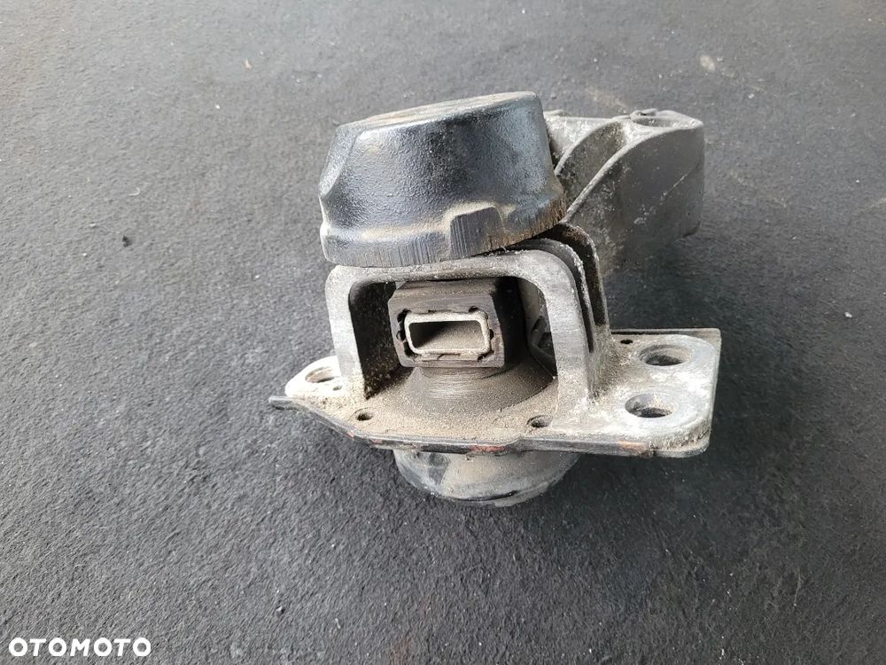 Poduszka silnika Łapa 8200415656 Renault Scenic 2 1,5 DCI - 2