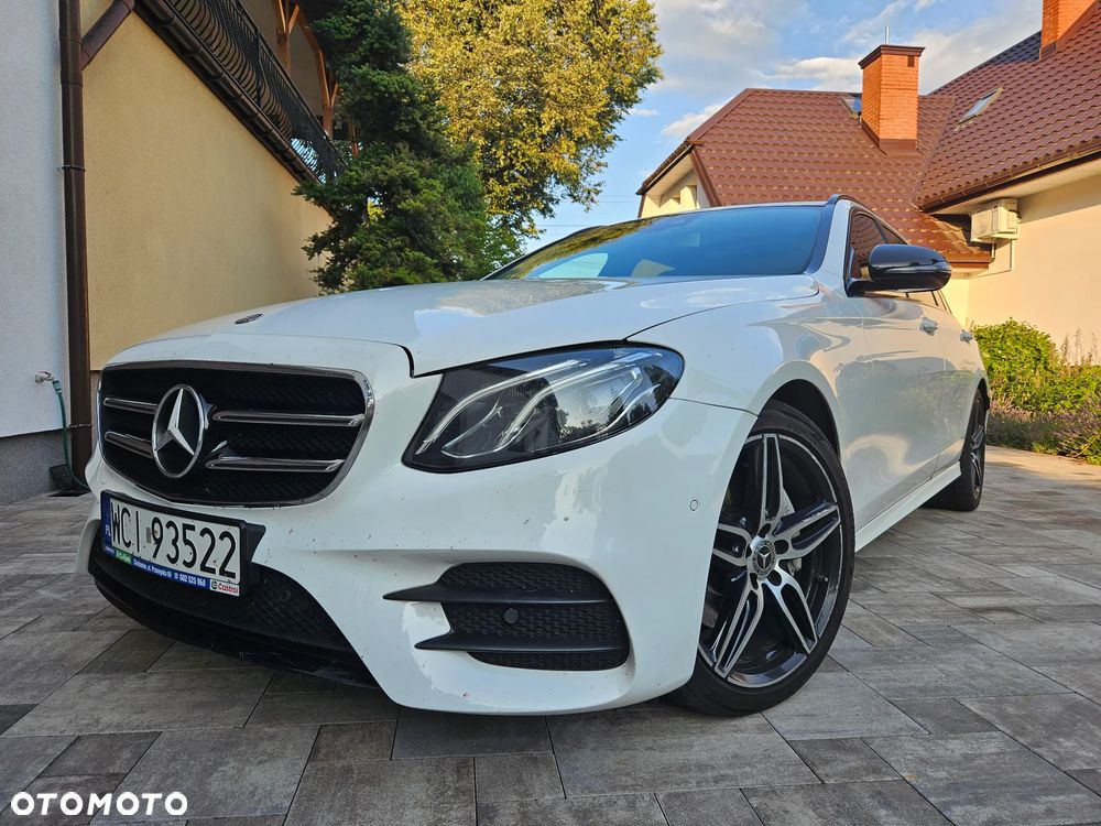Mercedes-Benz Klasa E 220 d T 9G-TRONIC - 1