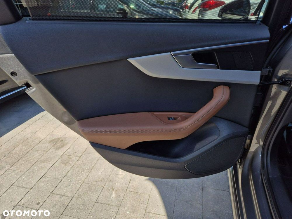 Audi A4 Allroad - 19