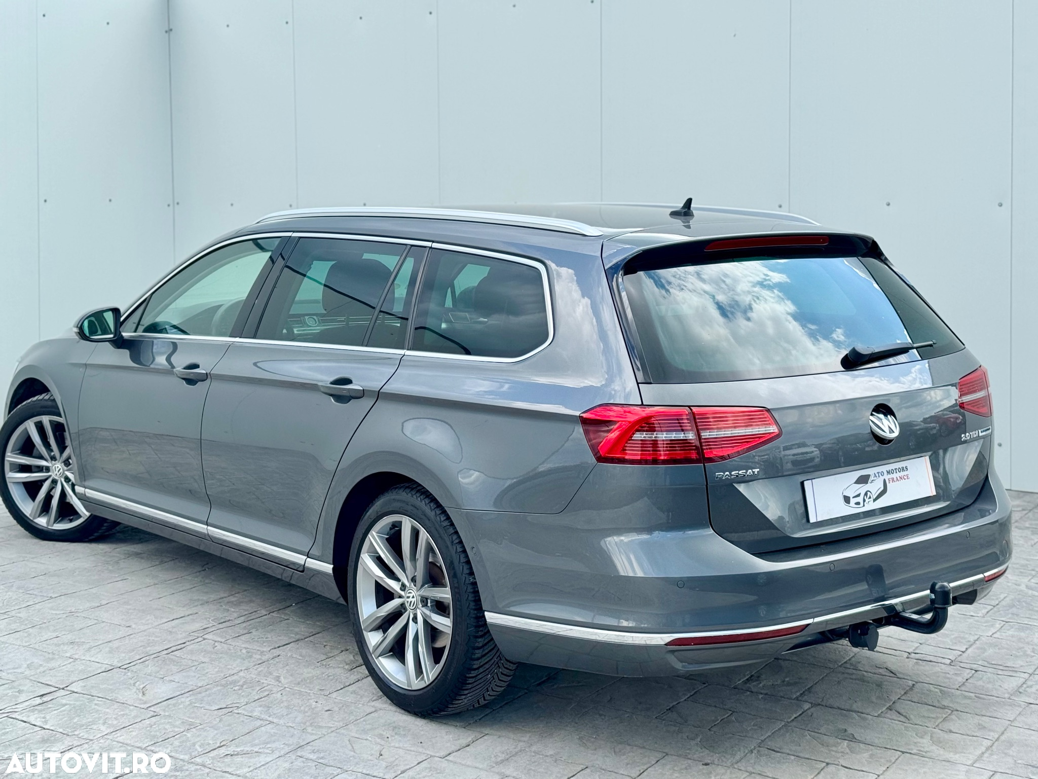 Volkswagen Passat Variant 2.0 TDI (BlueMotion Technology) Highline - 2