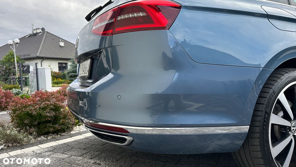 Volkswagen Passat Variant 2.0 TDI Bi-Turbo BMT 4Mot Highline DSG - 13