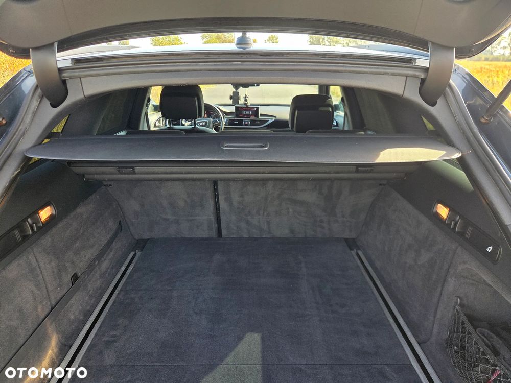 Audi A6 Avant - 10