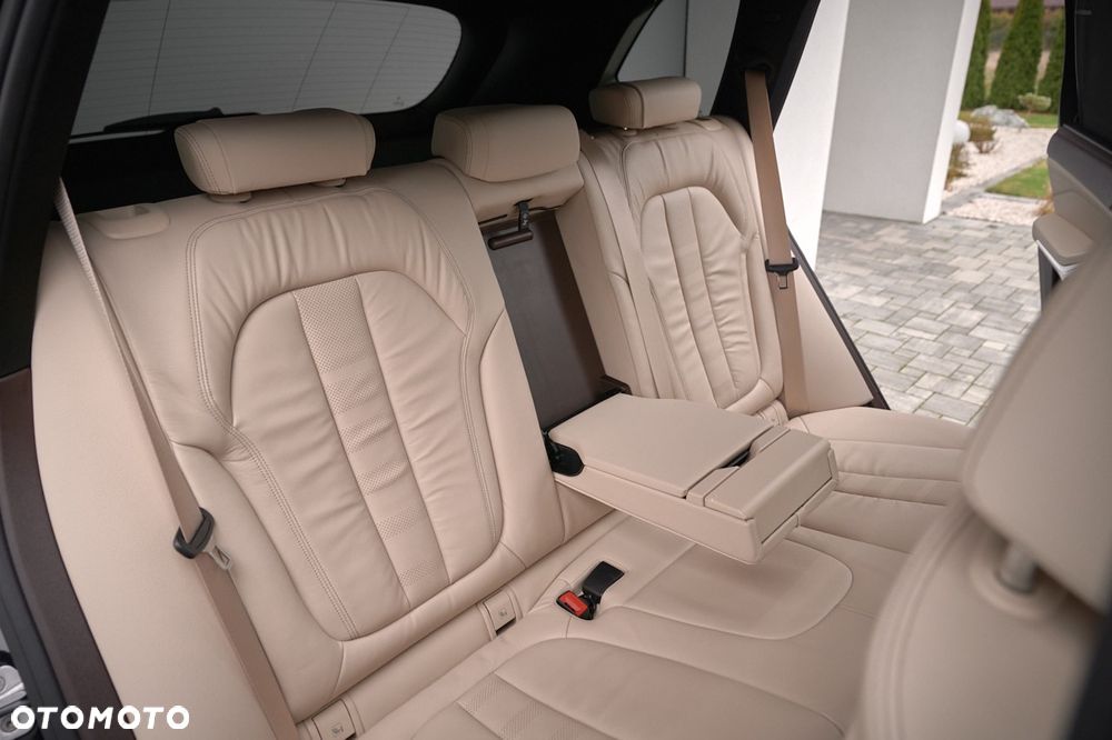BMW X5 xDrive30d - 24