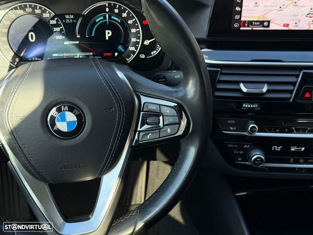 BMW 530 e iPerformance Line Sport - 32