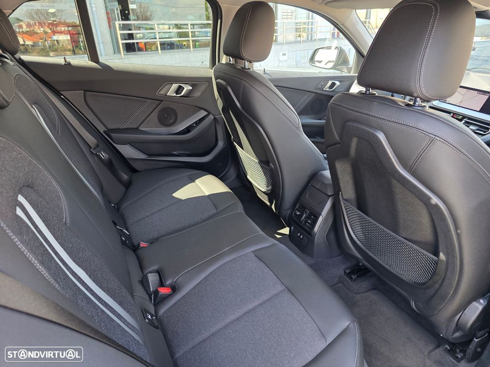 BMW 116 d Line Luxury Auto - 25