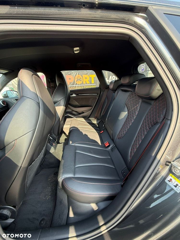 Audi RS3 Sportback Standard - 4