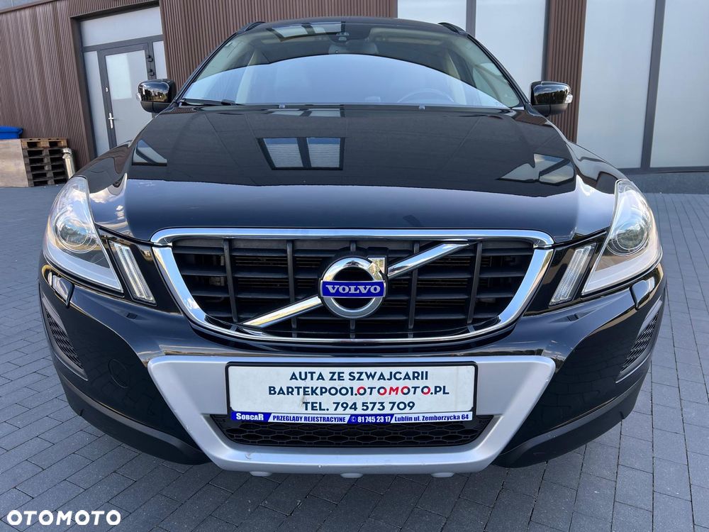 Volvo XC 60 D4 AWD Geartronic Momentum - 10