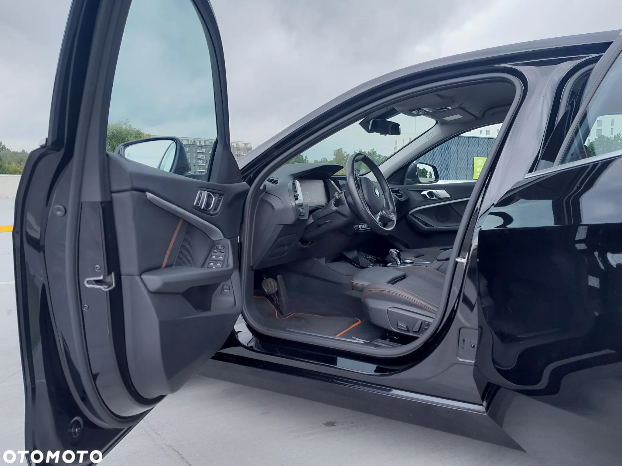 BMW Seria 1 118i Sport Line - 32