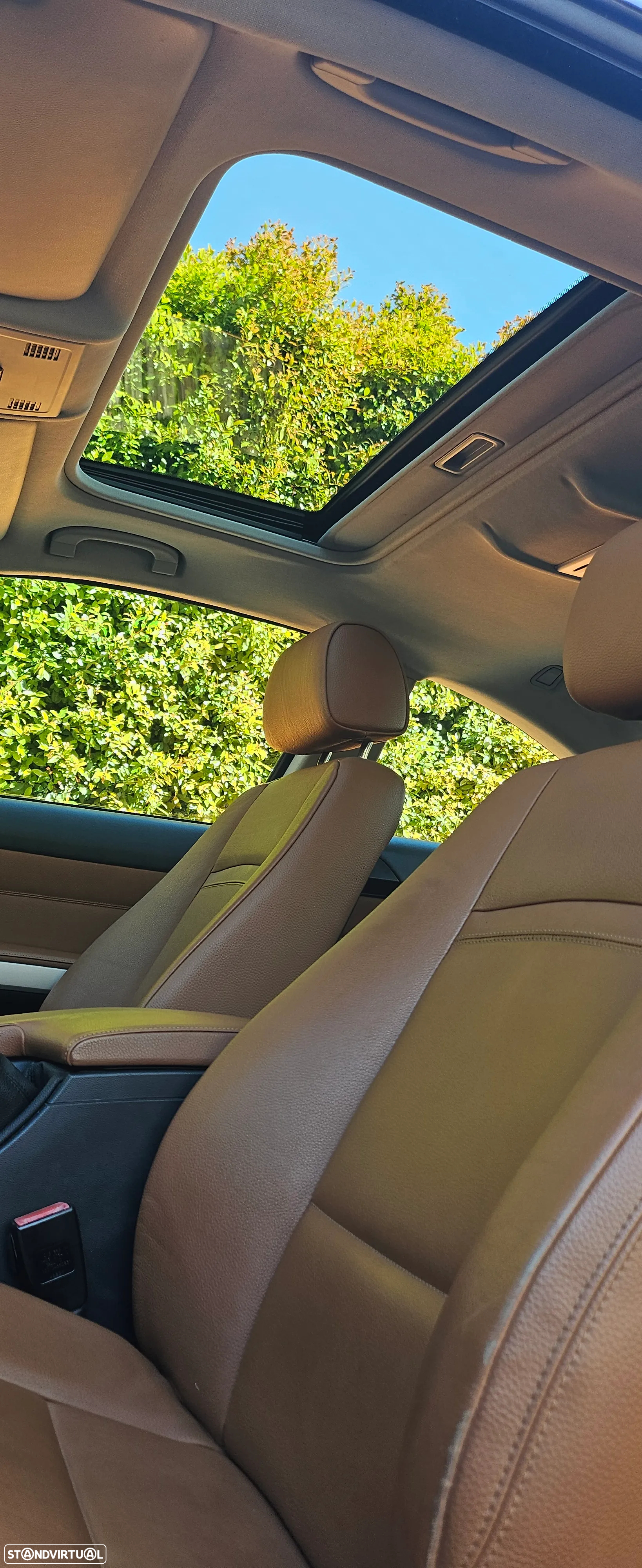 BMW 320 d Coupe - 11