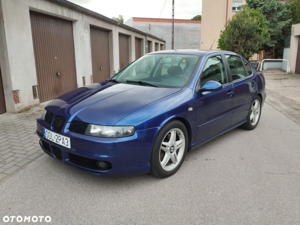 Seat Toledo 2.3 V5 Top Sport - 2