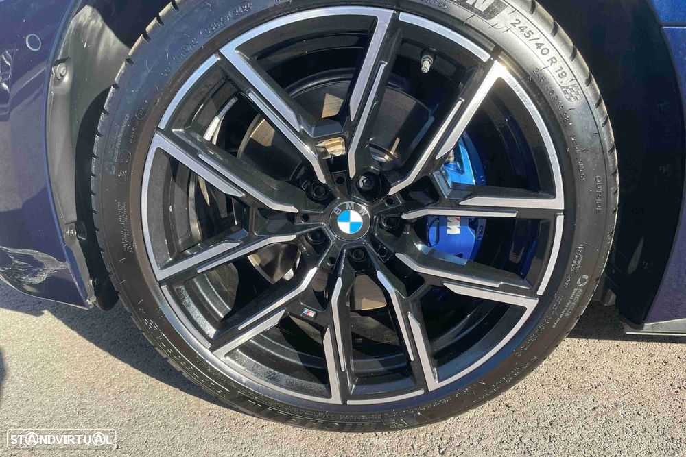 BMW i4 eDrive40 Pack Desportivo M - 6