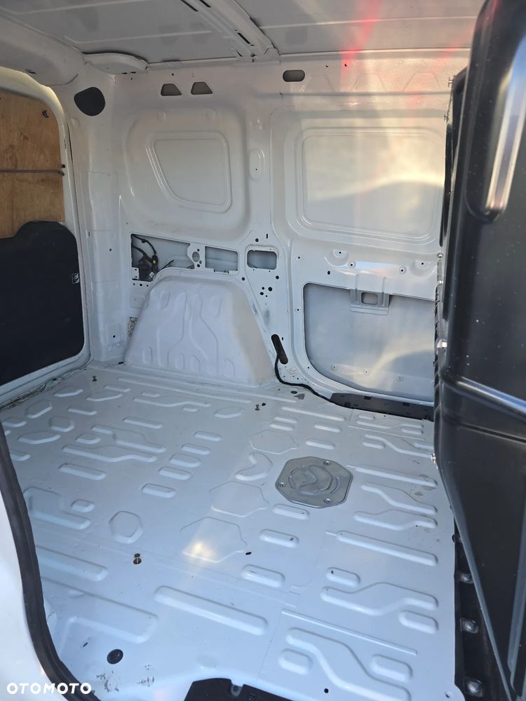 Fiat DOBLO - 15