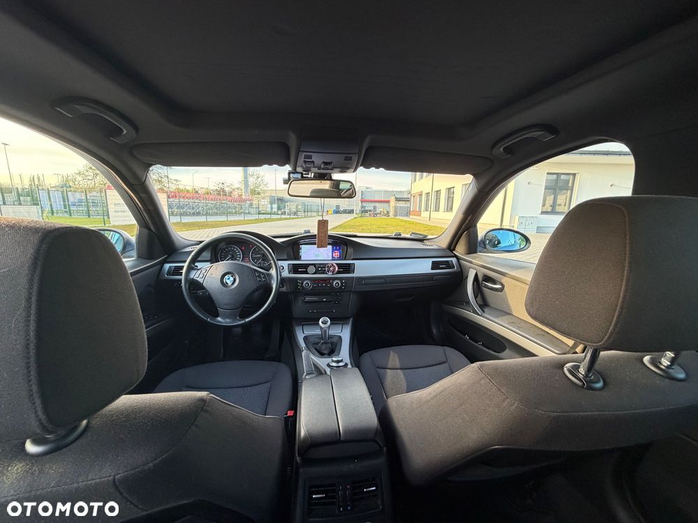 BMW Seria 3 320d - 5
