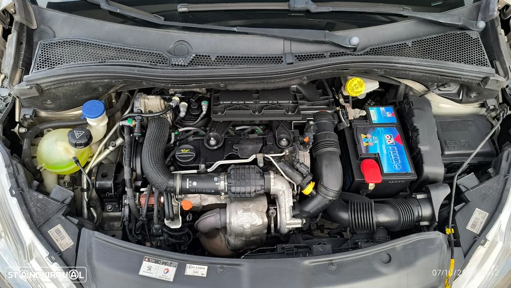 Peugeot 208 1.4 HDi SE Style - 11