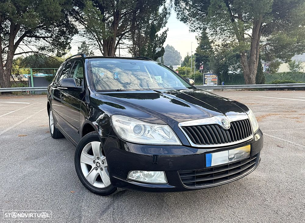 Skoda Octavia Break 1.6 TDi Sportline Pack - 3