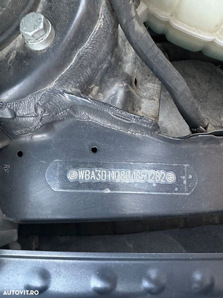 BMW Seria 3 318d Aut. - 9