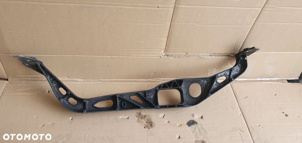 Łapa wspornik silnika Audi A4 B8 Lift 2.0 TDI 8K0199521Q - 1