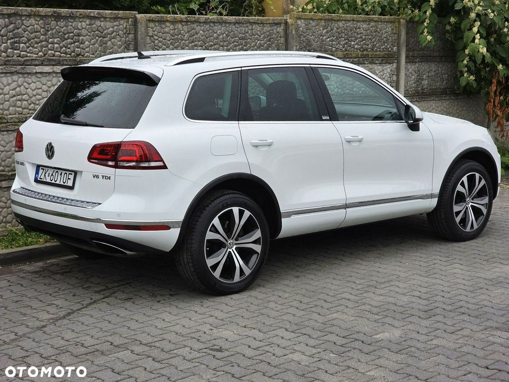 Volkswagen Touareg 3.0 V6 TDI SCR Blue Motion DPF Automatik Executive Edition - 9