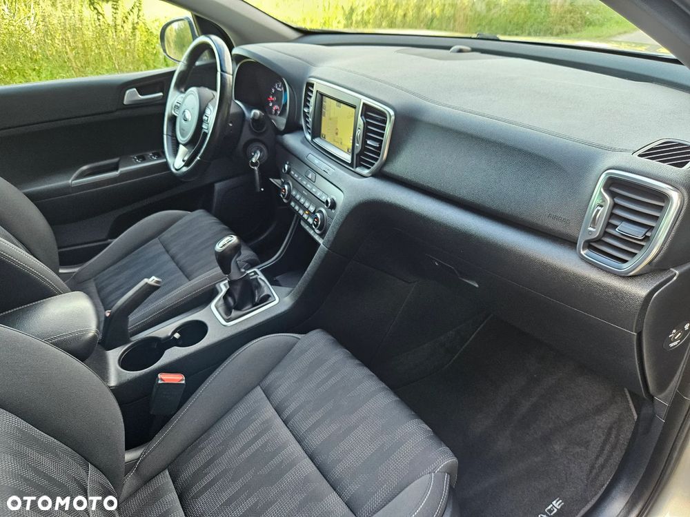 Kia Sportage 1.6 GDI L Business Line Plus 2WD - 30