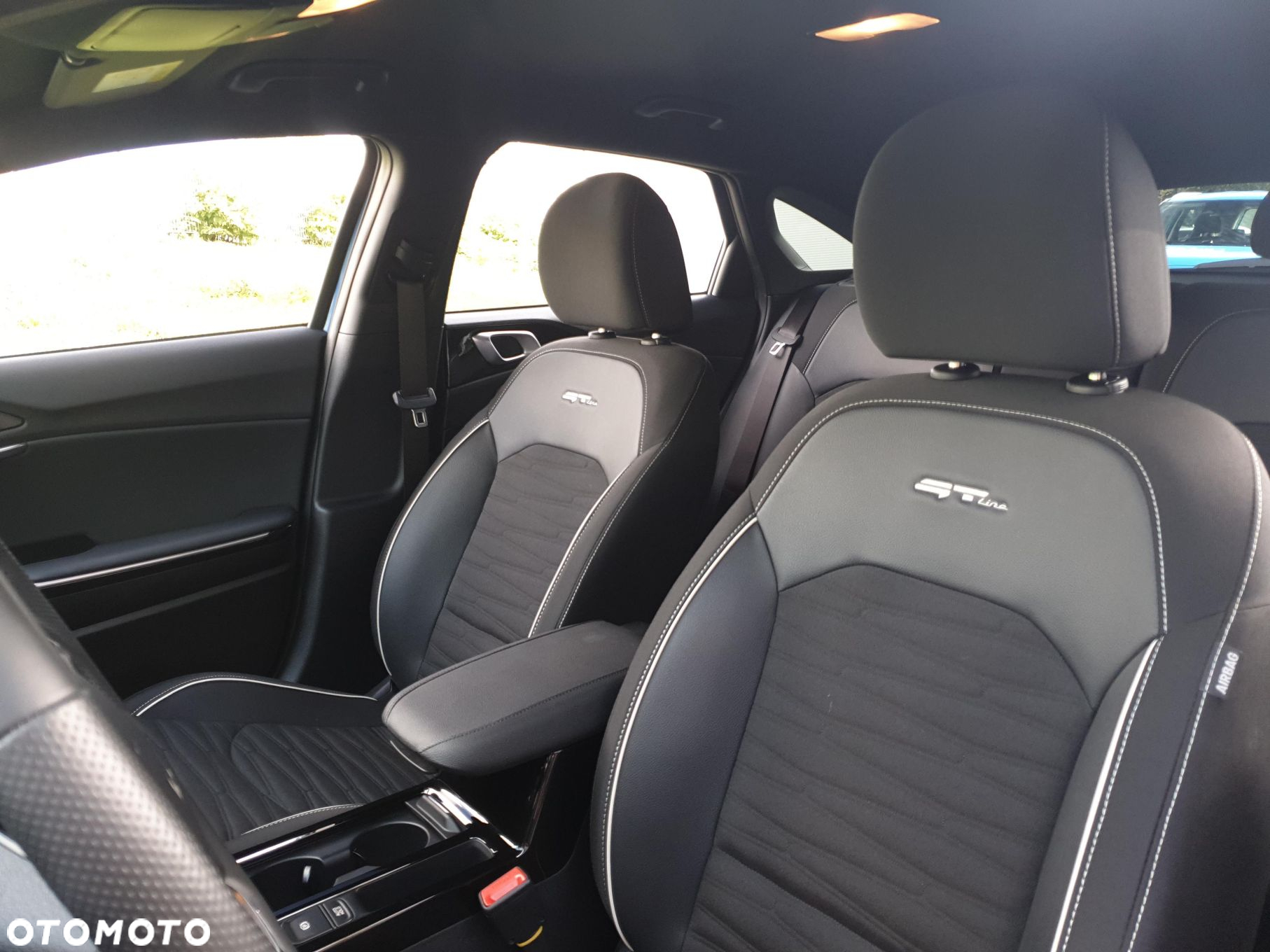 Kia ProCeed 1.5 T-GDI GT Line - 10