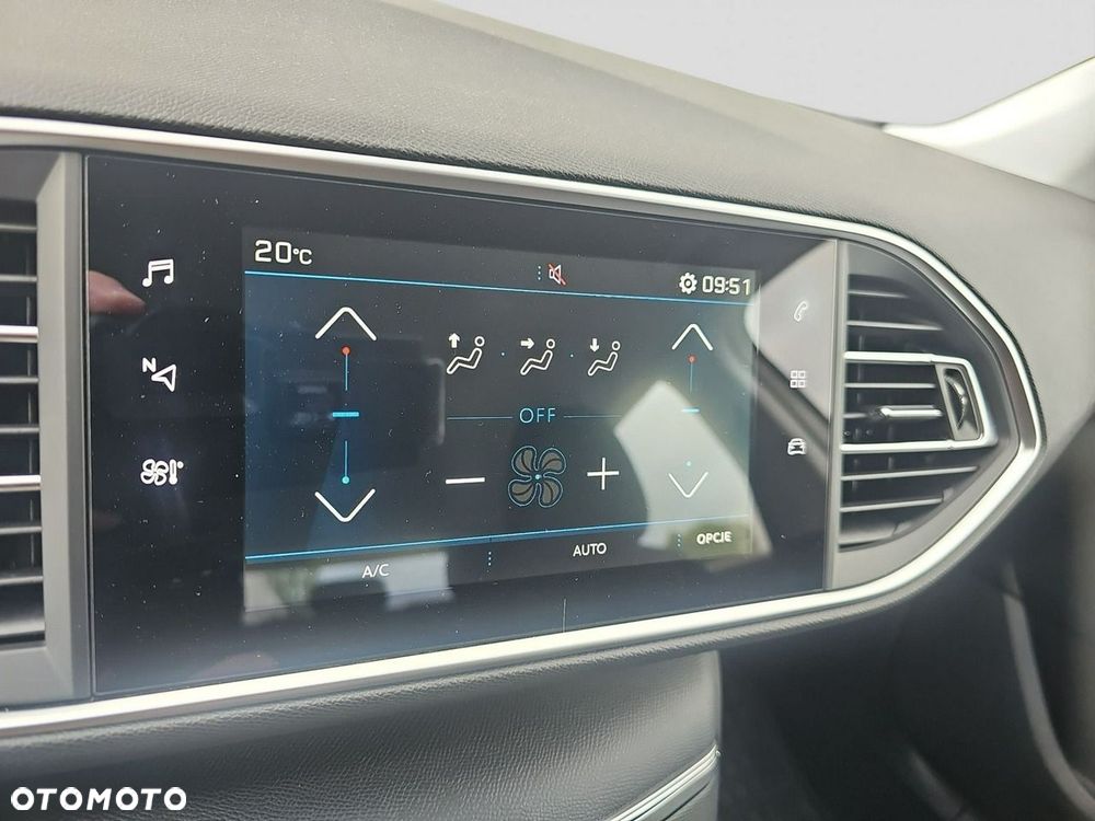 Peugeot 308 - 11