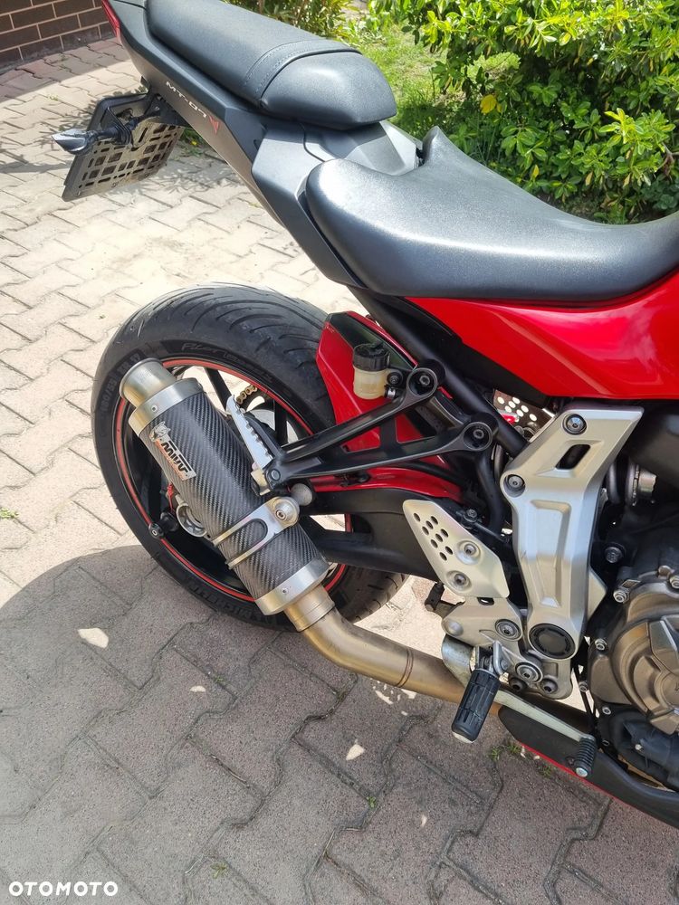 Yamaha MT - 7
