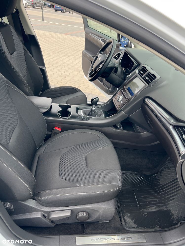 Ford Mondeo 2.0 EcoBlue Titanium - 12