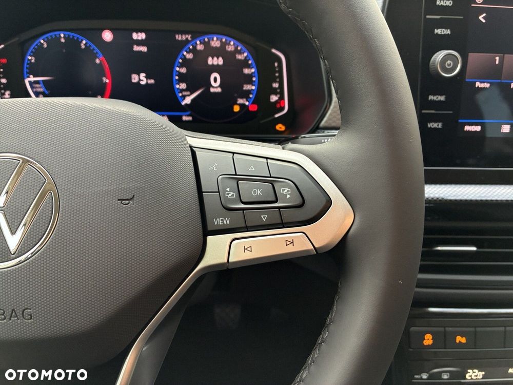 Volkswagen T-Cross - 16