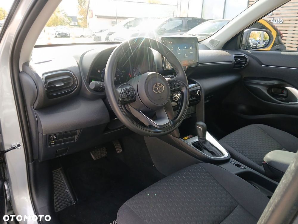 Toyota Yaris Cross Hybrid 1.5 Comfort - 18