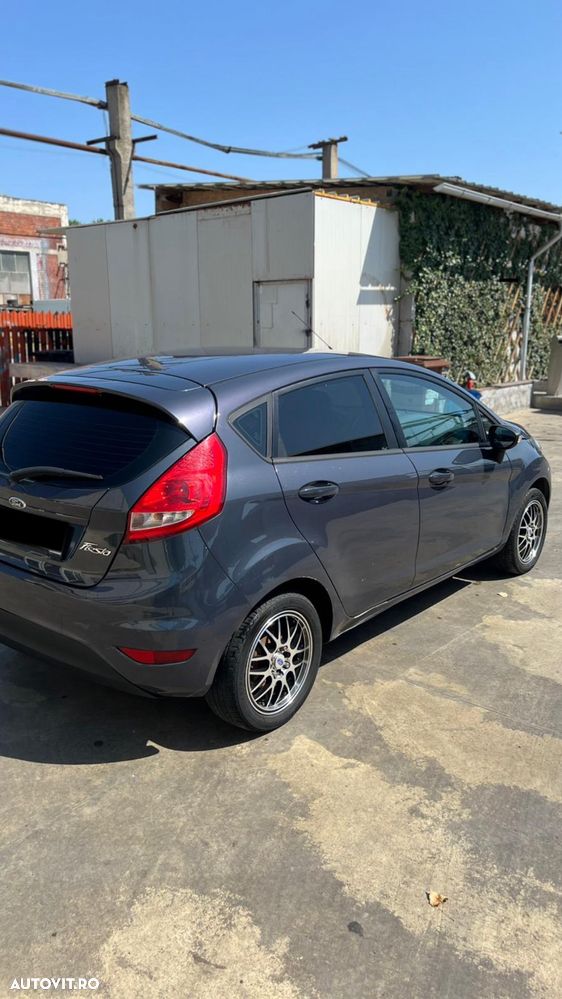 Ford Fiesta - 4